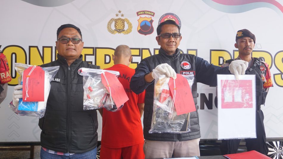 Bawa 20 Gram Sabu, JWA Diamankan Polisi