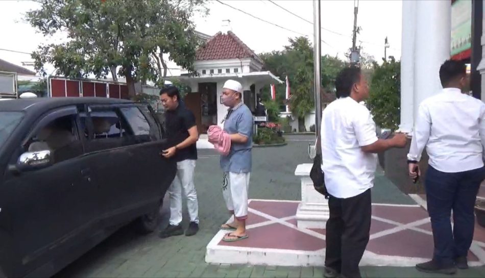 Pemalsu Dokumen Penggugat Keaslian Ijazah Jokowi Dituntut 2,3 Tahun Penjara, Ini Kejelasannya