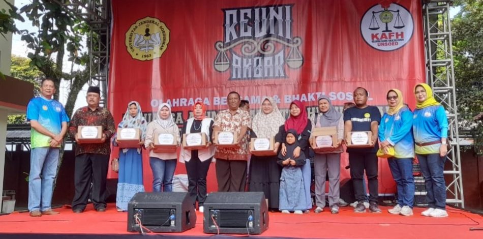 Jalan Sehat dan Bakti Sosial Tutup Acara Reuni Akbar FH Unsoed Purwokerto