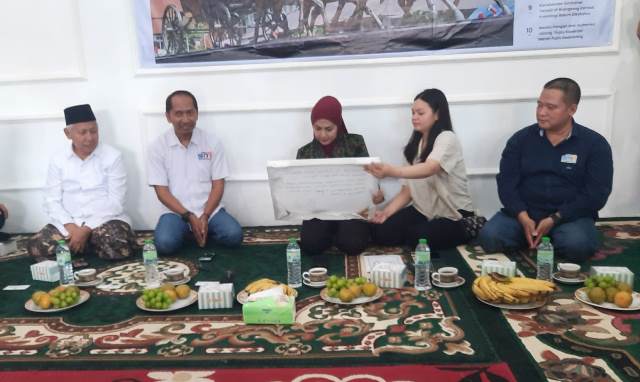 Mbak Tika dan Ketua Karangtaruna Kendal, Nattaya Kenenza Hadir di Acara Tasyakuran Kantor Suara Merdeka Kendal