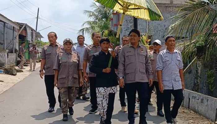 Sekitar 100 Orang Pengurus Tani Merdeka Wilayah Khusus Bonokeling Dilantik Don Muzakir