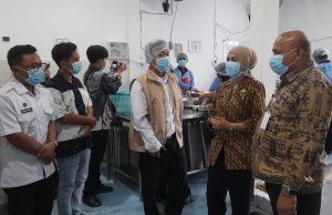Bupati Tinjau SPPG di Ponpes Alfadlu Brangsong, Ini Pesannya