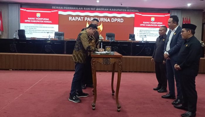 DPRD Gelar Rapat Paripurna Penandatanganan Nota Kesepakatan KUA dan PPAS Tahun Anggaran 2026