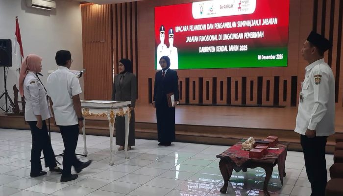 Kali Pertama Bupati Lantik Pejabat di Lingkungan Pemda Kendal, Tunggu Pelantikan Berikutnya