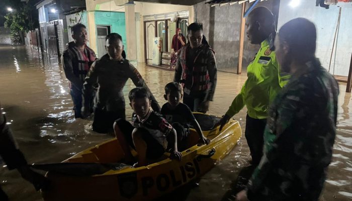 Polres Kendal Tetapkan Status Siaga Bencana Banjir Setelah Hujan dengan Intensitas Tinggi Guyur Wilayah Kendal