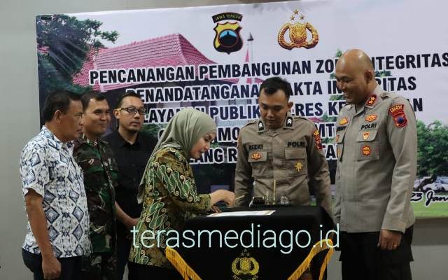 Bupati Hadir di Acara Deklarasi Zona Integritas, Ini yang Disampaikan