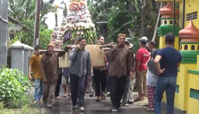 Sambut Ramadhan, Warga Desa Puluhan Trucuk Adakan Tradisi Sadranan