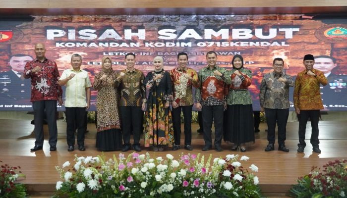 Bupati Sambut Baik Letkol Inf. Ade Sohali Jadi Dandim 0715 Kendal