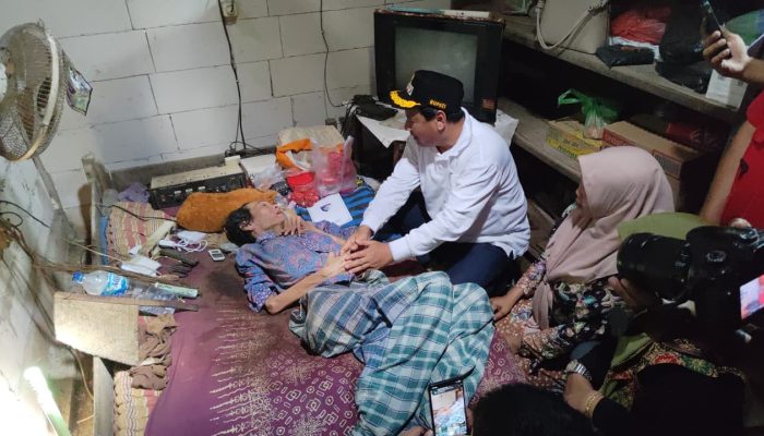 Kunjungi Mbah Kasnadi, Bupati Harno Langsung Carikan Solusi