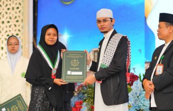 Ponpes Ibnu Abbas Klaten Mewisuda 471 Santri Sarat Prestasi Sampai Luar Negeri