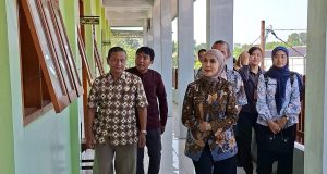 Bupati Pastikan Pelaksanaan Pasar Murah di PKBM Juang Ilmu Berjalan Lanacar