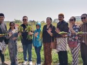 Rhenald Kasali Support Petani Muda di Klaten Bersama Puskestan