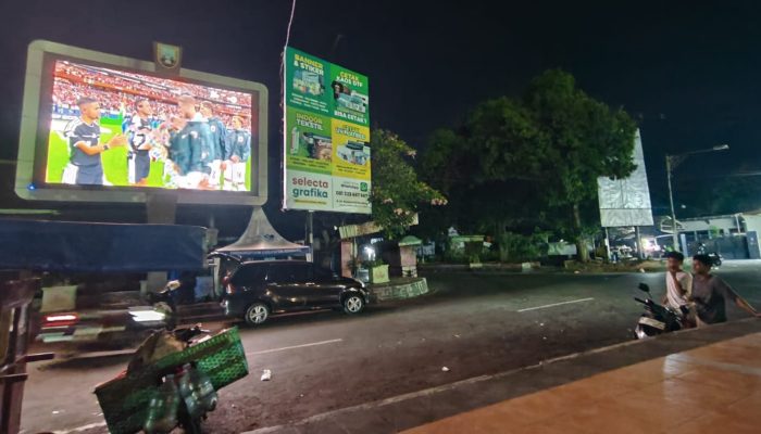 Pemkab Rembang Fasilitasi Nobar Piala Dunia, Dukung Hiburan Warga dan Perputaran Ekonomi UMKM