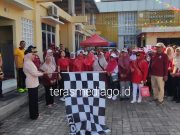 Bupati Lepas Ratusan Peserta Jalan Sehat HUT ke-81 RI Dari Halaman Depan Kecamatan Kendal