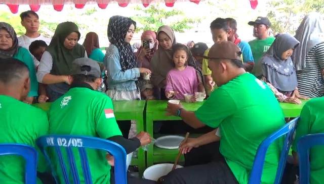 Paguyuban SDB Bagikan 6000 Cup Dawet Gratis, Dihadiri Bupati Klaten